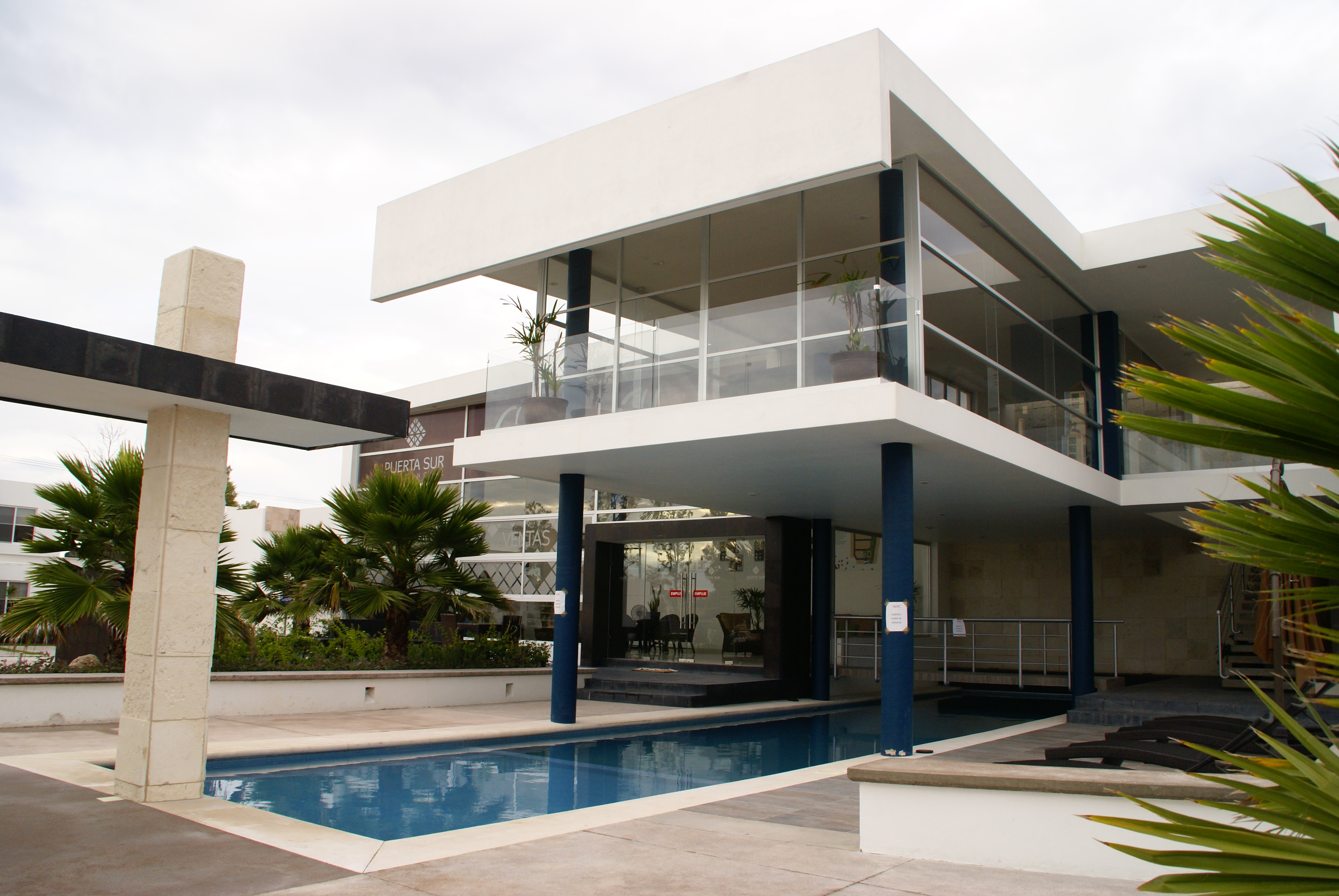 Orange House - 8